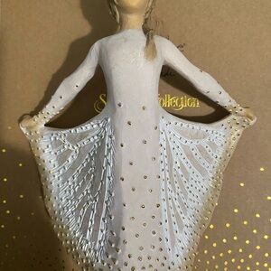 Willow Tree Butterfly Signature Collection-with box.